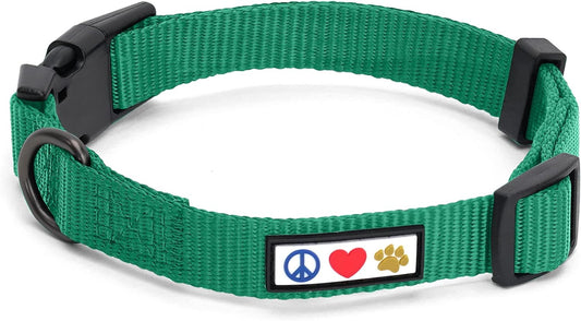 Durable Lush Green Heavy-Duty Adjustable Dog Collar for Large Breeds - Waterproof with Quick-Release Buckle